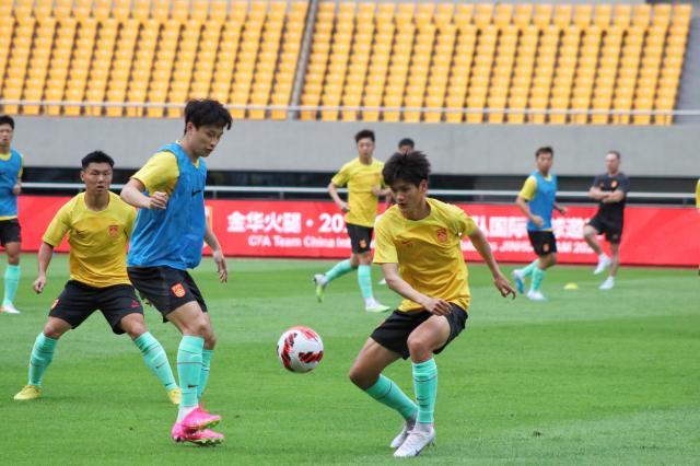 开云体育在线-刘祝润暂别亚运队驰援国奥 戴伟浚获特训为找感觉