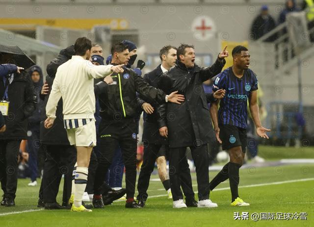 开云体育网页-国米启动新闻沉默的三原因:队副赛后激愤引风险 巨头想让镜头说话